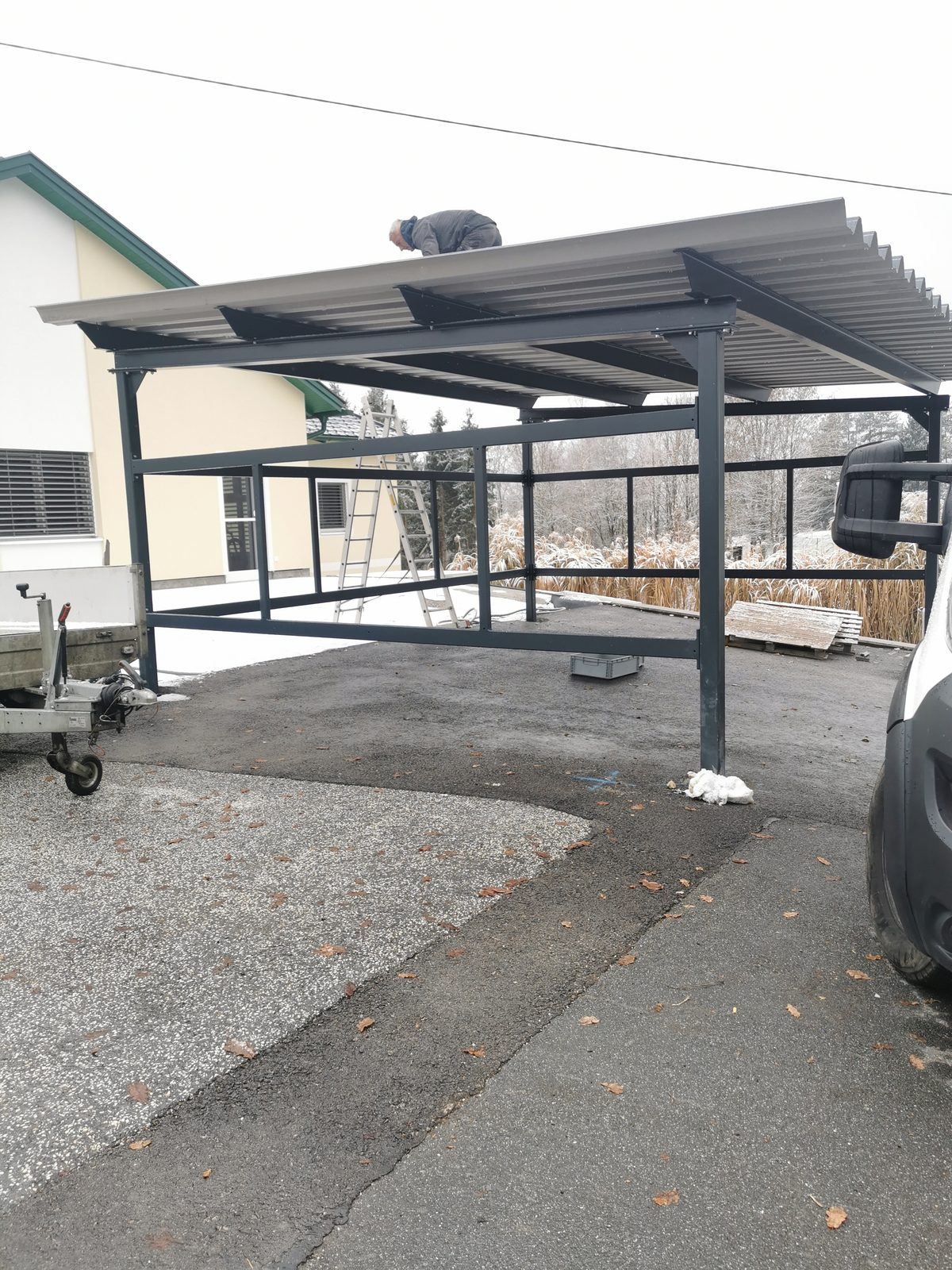 Referenzprojekt 1 — Stahlcarport von IhrCarport.eu, Ansicht 2