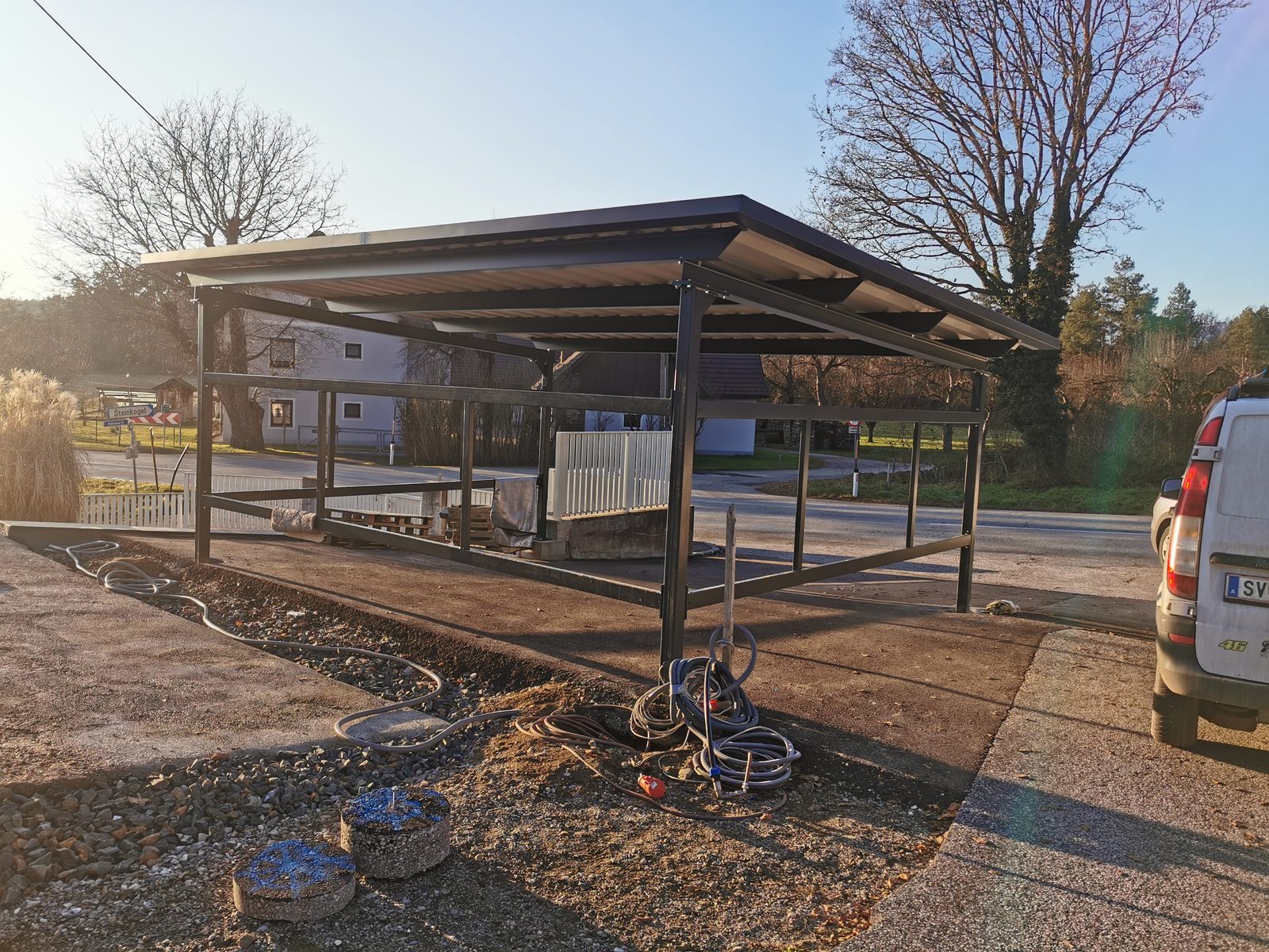Referenzprojekt 1 — Stahlcarport von IhrCarport.eu, Ansicht 3